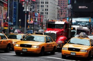 Ruch uliczny i taksówki